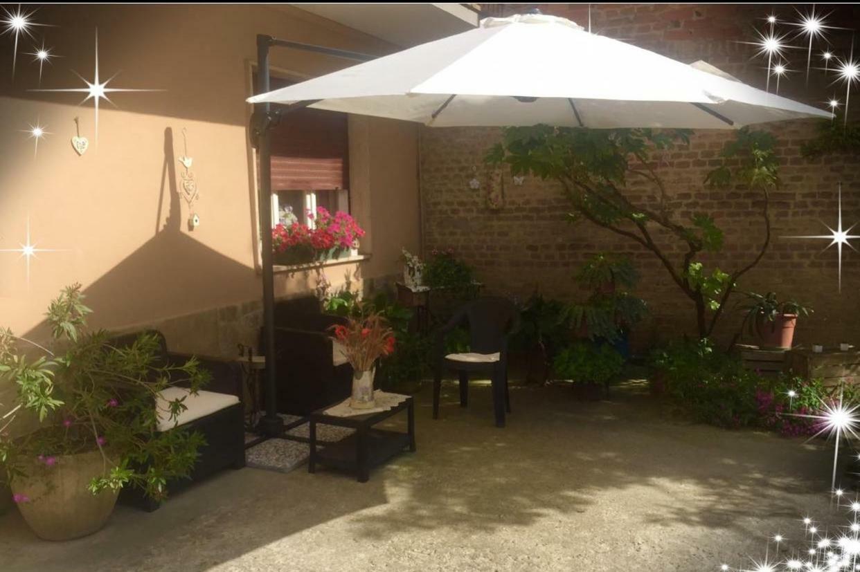 Felix House Bed & Breakfast Codevilla Exterior foto